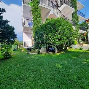Green Apartments Appartamento Ksamil